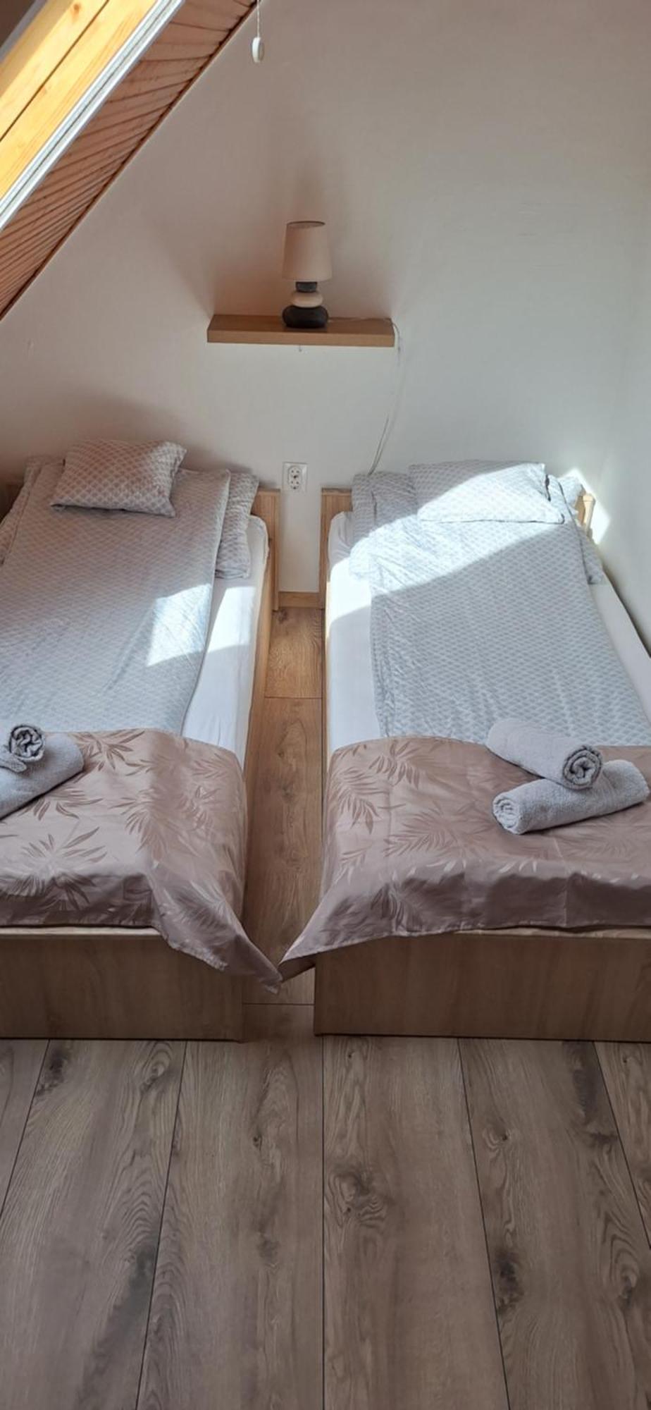 For You Apartman Gyula Ngoại thất bức ảnh