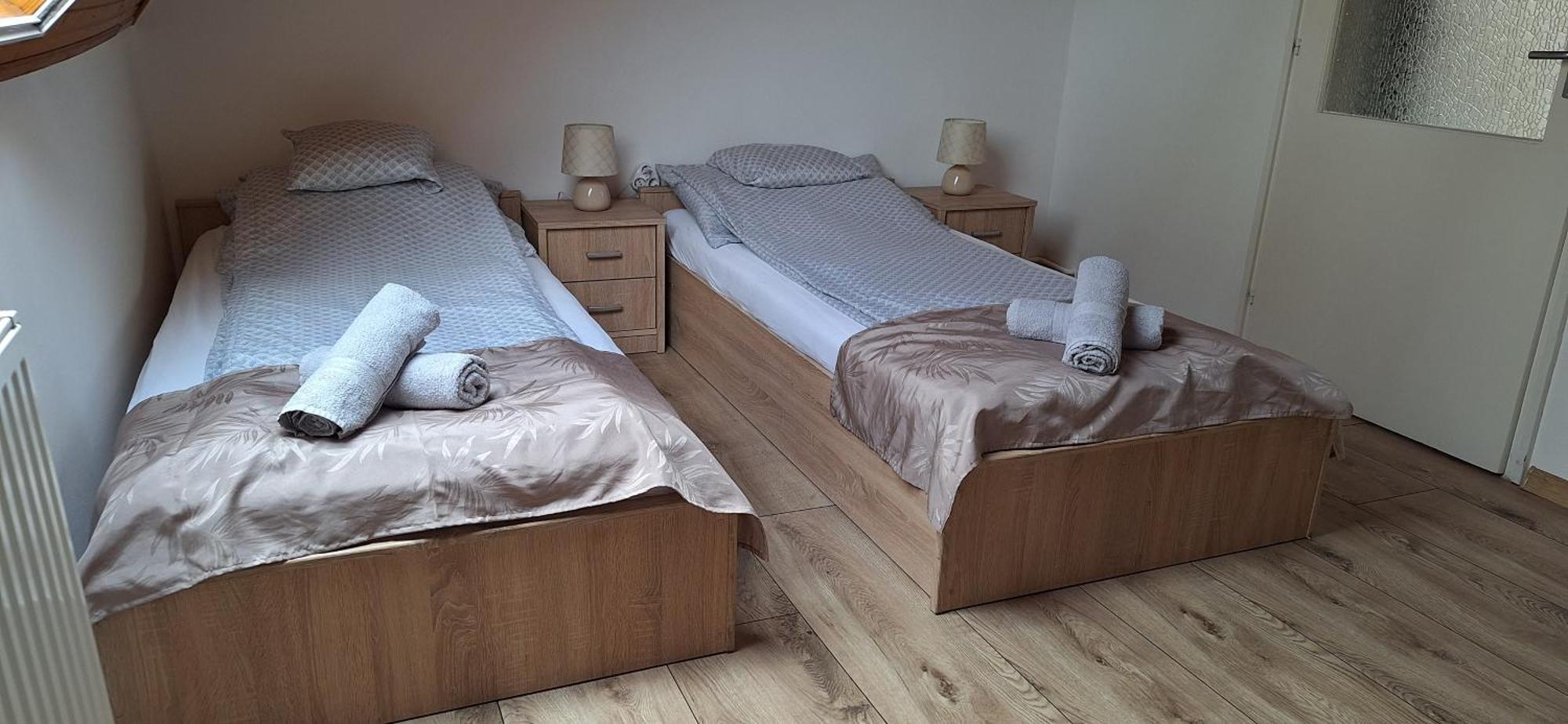 For You Apartman Gyula Ngoại thất bức ảnh